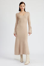 Load image into Gallery viewer, Elaine Sweater Midi Dress