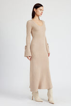 Load image into Gallery viewer, Elaine Sweater Midi Dress