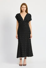 Load image into Gallery viewer, Darlene Maxi Dress