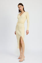 Load image into Gallery viewer, Merril Ribbed Midi Dress