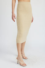 Load image into Gallery viewer, Merrill Ribbed Midi Skirt