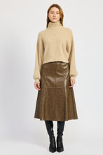 Load image into Gallery viewer, Kinsley Midi Skirt